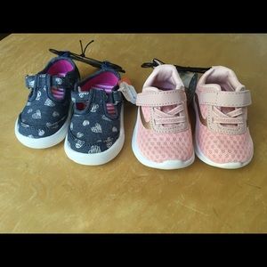 Lot of baby girl shoes